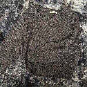 Sinched knitted black shirt